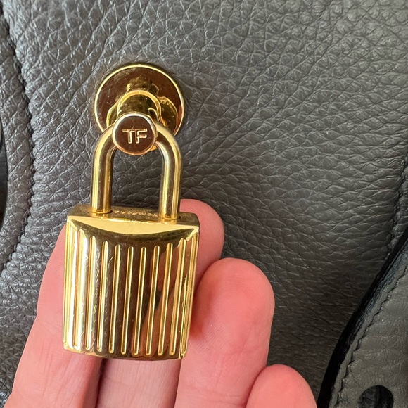 Tom Ford Alix Padlock Shoulder/Tote Bag - Grey - Picture 4 of 9